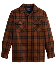 Load image into Gallery viewer, Pendleton M&#39;s Board Shirt
