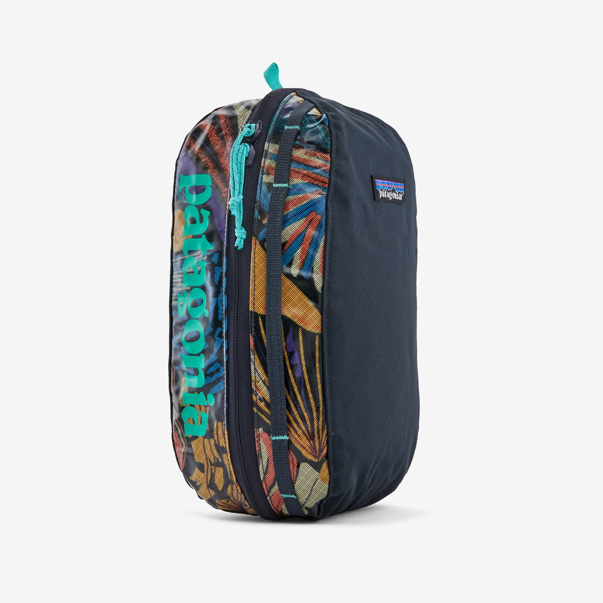 Patagonia medium black hole cube Clearance
