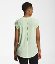 Load image into Gallery viewer, The North Face W&#39;s Wander Slitback Short-Sleeve
